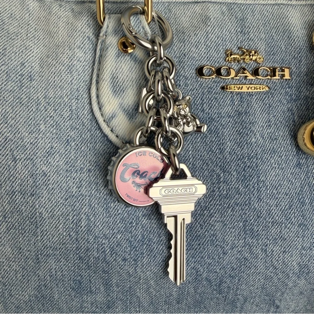 NWT Coach Rowan Large Satchel Bag In Loved Denim With Charms - Picture 6 of 15